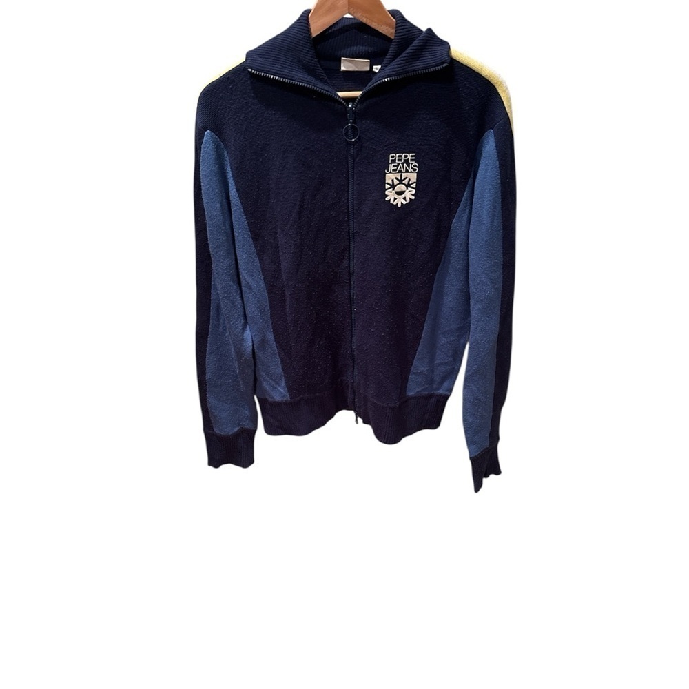 Vintage Y2K Pepe Jeans Dark Blue and Light Blue  sweater Jacket